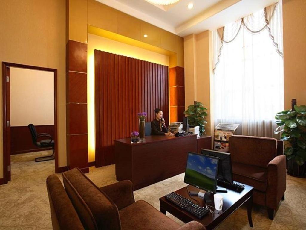 Grand Mercure Teda Далиен Екстериор снимка