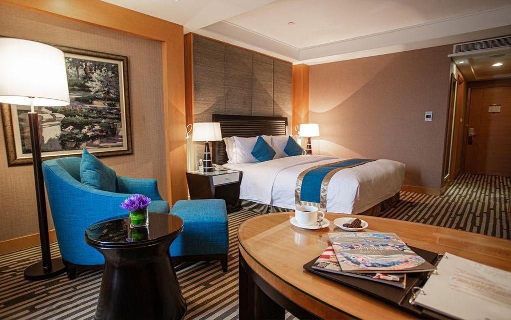 Grand Mercure Teda Далиен Екстериор снимка