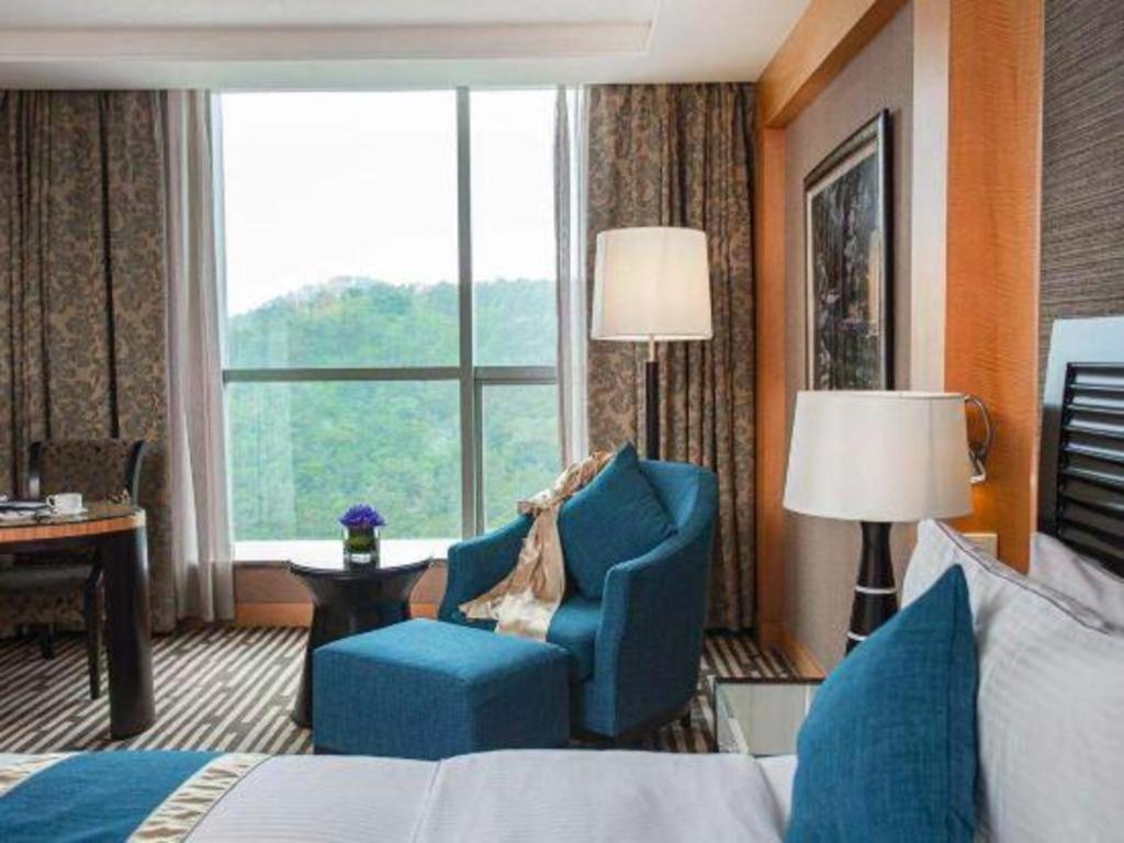 Grand Mercure Teda Далиен Екстериор снимка