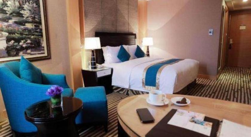 Grand Mercure Teda Далиен Екстериор снимка
